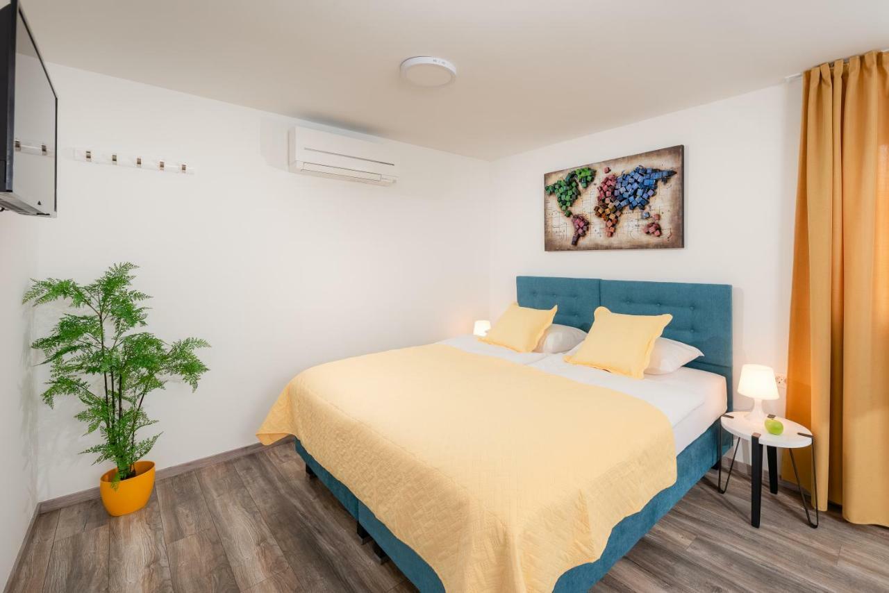 Rooms L17 สปลิท ภายนอก รูปภาพ