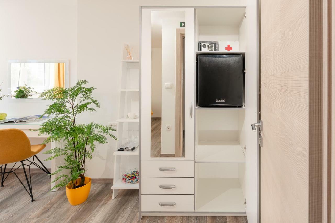 Rooms L17 สปลิท ภายนอก รูปภาพ