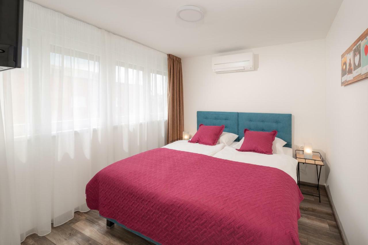 Rooms L17 สปลิท ภายนอก รูปภาพ